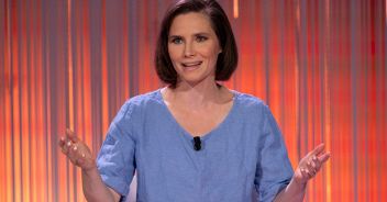 amanda-knox-exoneree-band