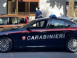 Tre morti in casa a Modena e ipotesi omicidio-suicidio, figlio e genitori anziani trovati senza vita