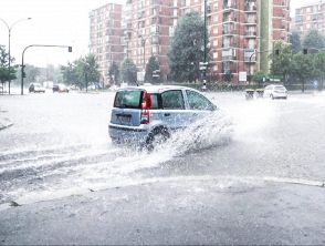 Grandine e temporali in arrivo in Italia, allerta maltempo al Nord: quali regioni saranno interessate