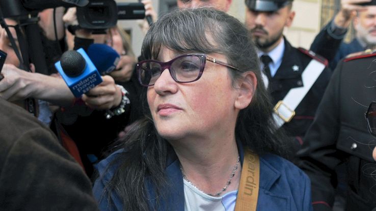 Madre di Andrea Sempio in caserma a Milano non risponde ai carabinieri, malore durante l'udienza