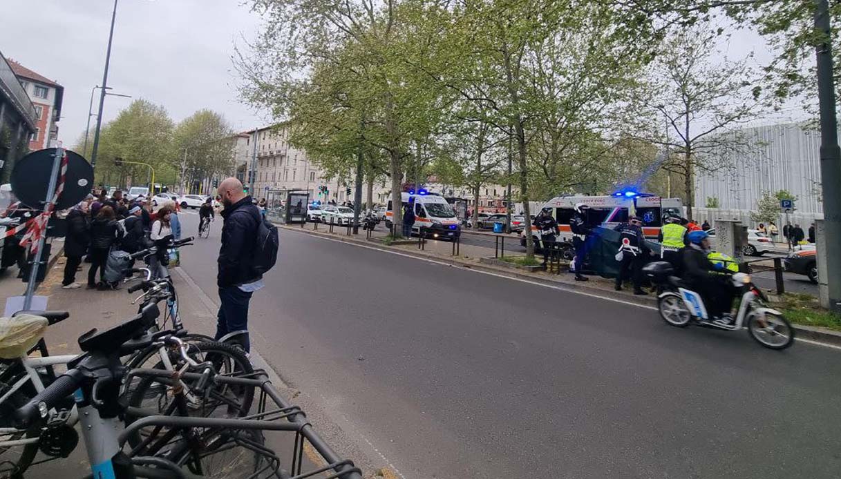 morta investita moto incidente milano