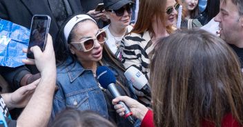 Rita De Crescenzo politica manifestazione M5S