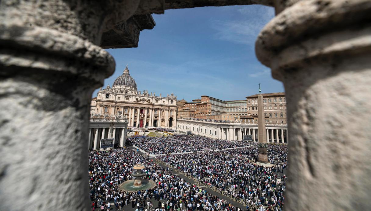 Funerali Papa Francesco, cosa sono i bazooka anti drone per la sicurezza dei fedeli a San Pietro Funerali Papa Francesco, cosa sono i bazooka anti drone per la sicurezza dei fedeli a San Pietro