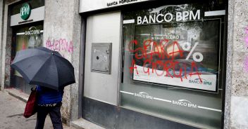 spara-a-giorgia-milano