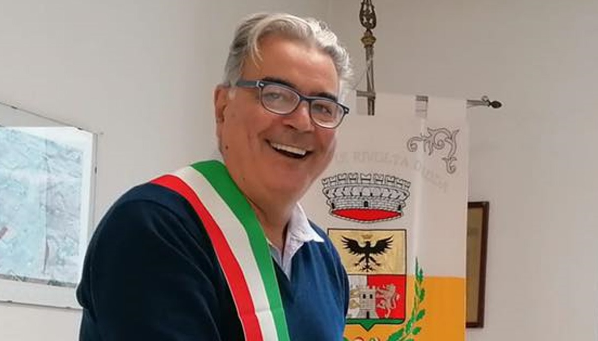 https://wips.plug.it/cips/notizie.virgilio.it/cms/2025/05/abusi-sessuali-giovanni-sgroi.jpg