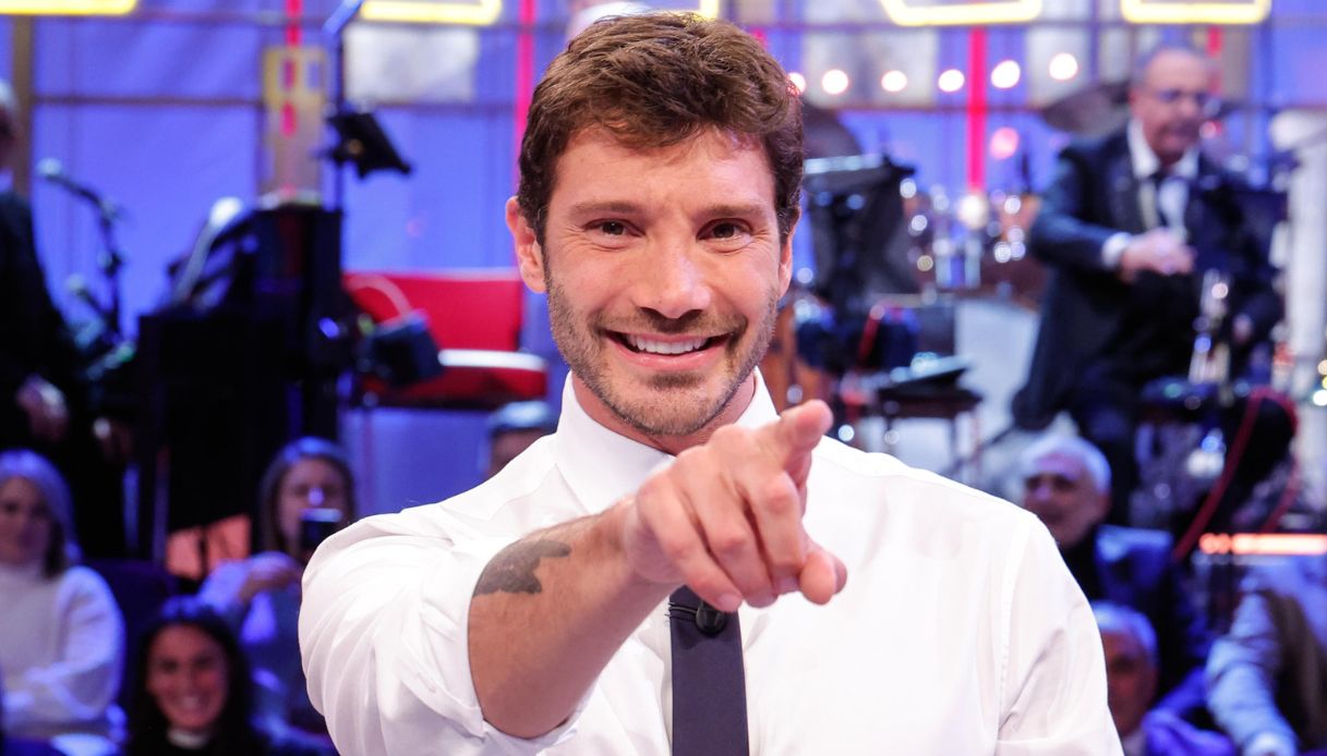 De Martino Ascolti tv ieri venerdì 2 maggio Auditel