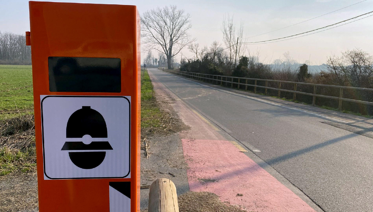 Autovelox non omologati, scontro tra Comuni e Ministero e multe a forte rischio annullamento Autovelox non omologati, scontro tra Comuni e Ministero e multe a forte rischio annullamento