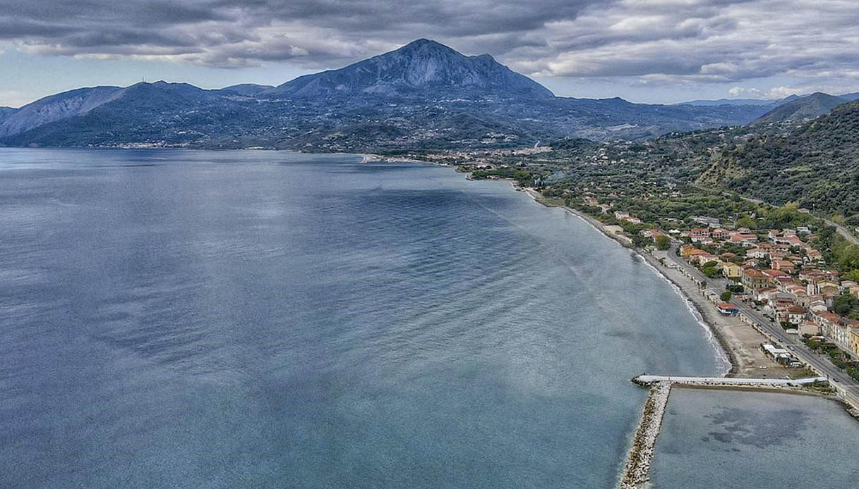 bandiere blu 2025 classifica regioni con liguria e puglia in testa calabria davanti a campania e sardegna da Notizie.virgilio.it bandiere blu 2025 classifica regioni con liguria e puglia in testa calabria davanti a campania e sardegna
