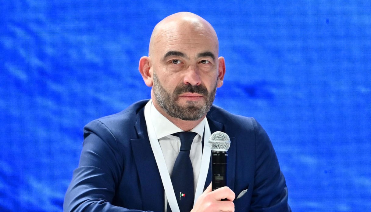 https://wips.plug.it/cips/notizie.virgilio.it/cms/2025/05/bassetti-oms.jpg