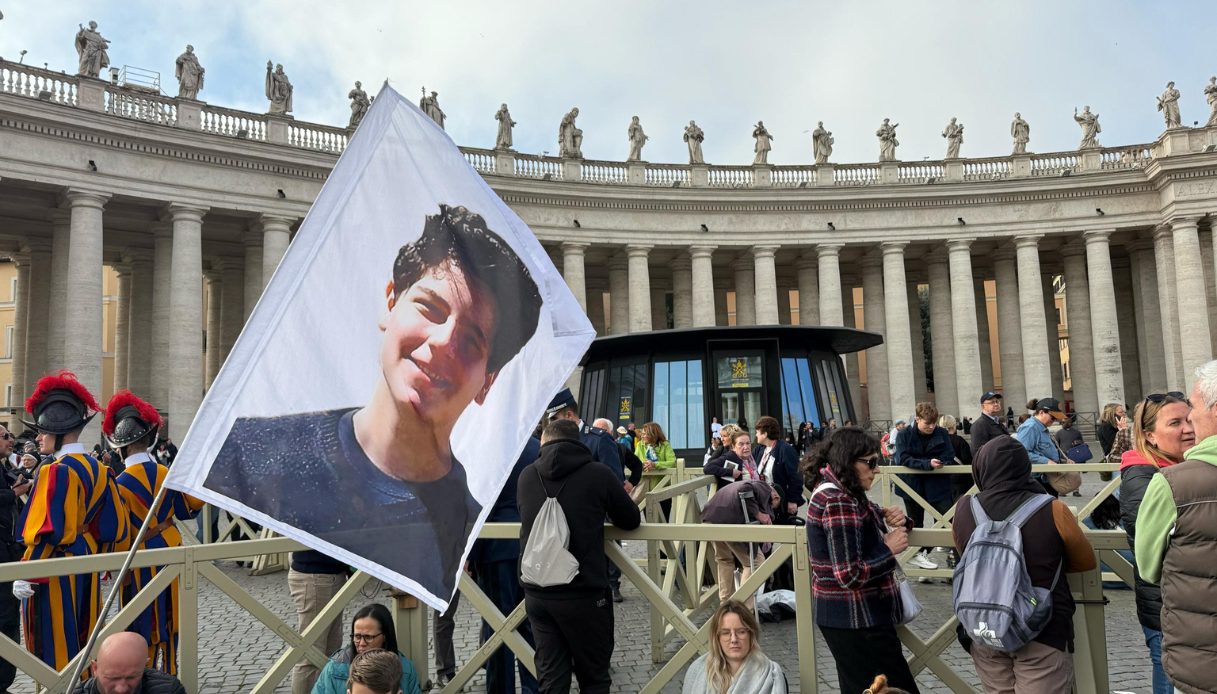 Quando diventerà santo Carlo Acutis? Tra Papa Francesco e Papa Leone XIV, parla la mamma Antonia Salzano Quando diventerà santo Carlo Acutis? Tra Papa Francesco e Papa Leone XIV, parla la mamma Antonia Salzano
