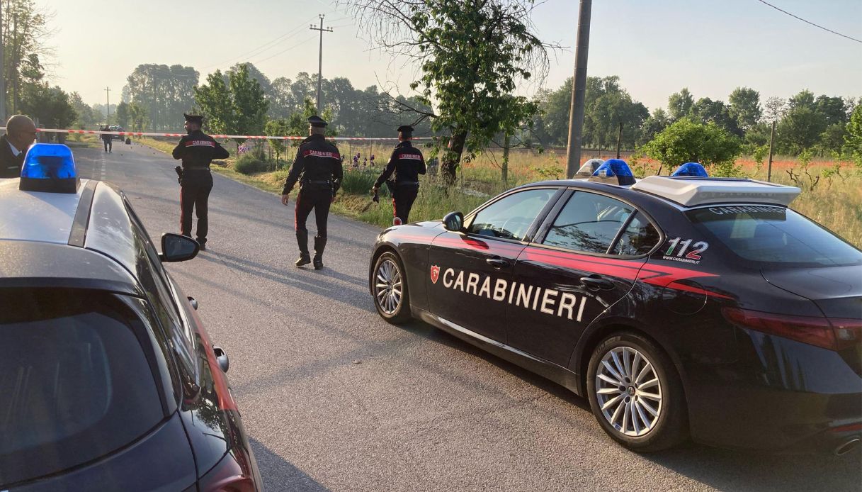 Muore accoltellato fuori dalla discoteca Baita al Lago a Castelfranco Veneto a 20 anni, grave un altro giovane Muore accoltellato fuori dalla discoteca Baita al Lago a Castelfranco Veneto a 20 anni, grave un altro giovane