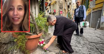 chiara-jaconis-turista-napoli
