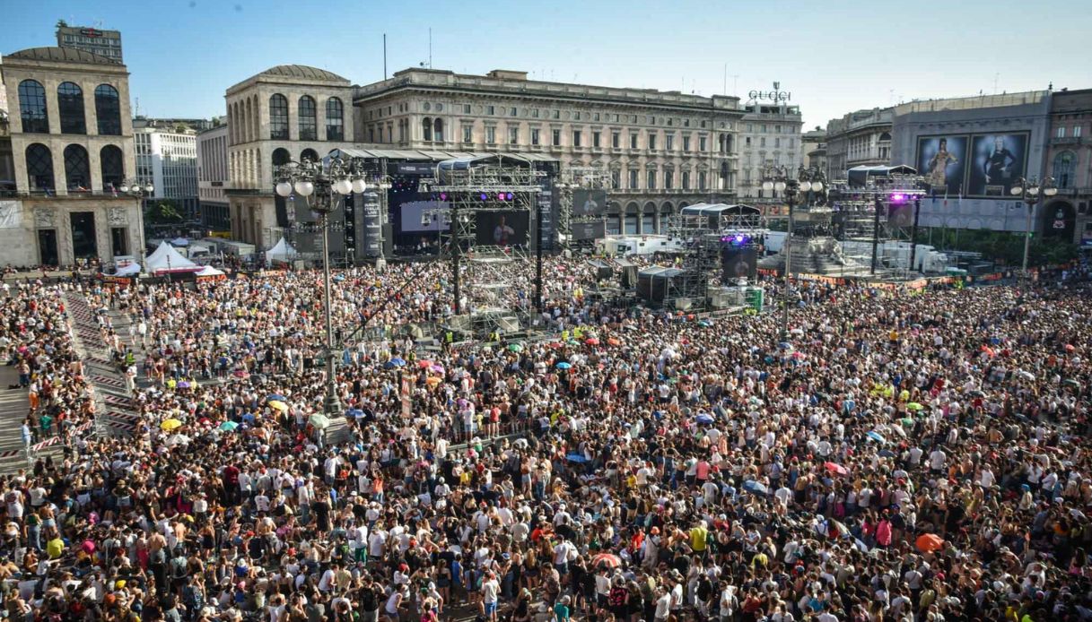 https://wips.plug.it/cips/notizie.virgilio.it/cms/2025/05/concerto-radio-italia-live-milano-scaletta-cantanti.jpg