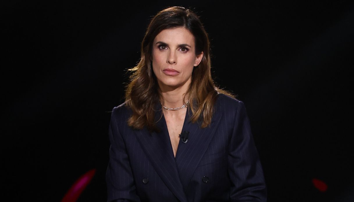 https://wips.plug.it/cips/notizie.virgilio.it/cms/2025/05/elisabetta-canalis-spot-san-benedetto.jpg