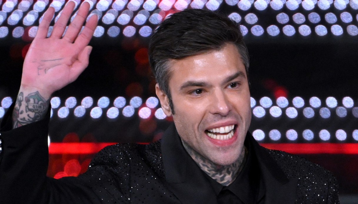 https://wips.plug.it/cips/notizie.virgilio.it/cms/2025/05/fedez-caso-iovino.jpg