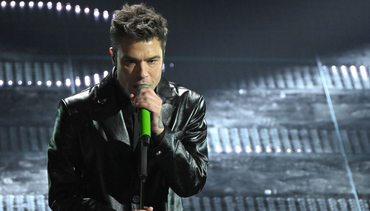 https://wips.plug.it/cips/notizie.virgilio.it/cms/2025/05/forza-italia-convegno-giovani-fedez.jpg