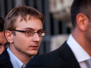 Interrogatorio di Alberto Stasi, cosa filtra sull'impronta di Sempio vicino al corpo di Chiara Poggi