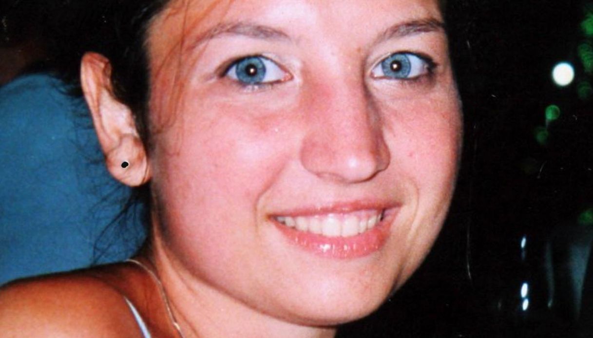 Chiara Poggi uccisa da un sicario secondo l Chiara Poggi uccisa da un sicario secondo l