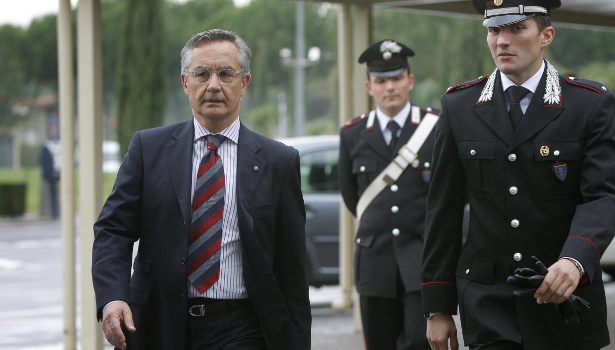 https://wips.plug.it/cips/notizie.virgilio.it/cms/2025/05/garofano-garlasco.jpg