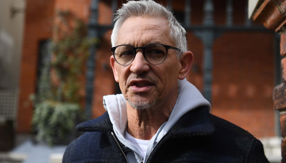https://wips.plug.it/cips/notizie.virgilio.it/cms/2025/05/gary-lineker.jpg