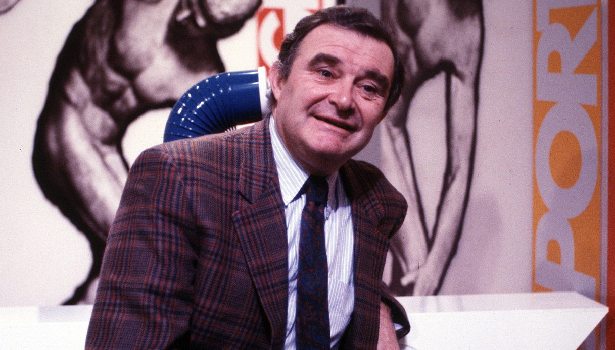 https://wips.plug.it/cips/notizie.virgilio.it/cms/2025/05/gianni-vasino-giornalista-rai-morto.png