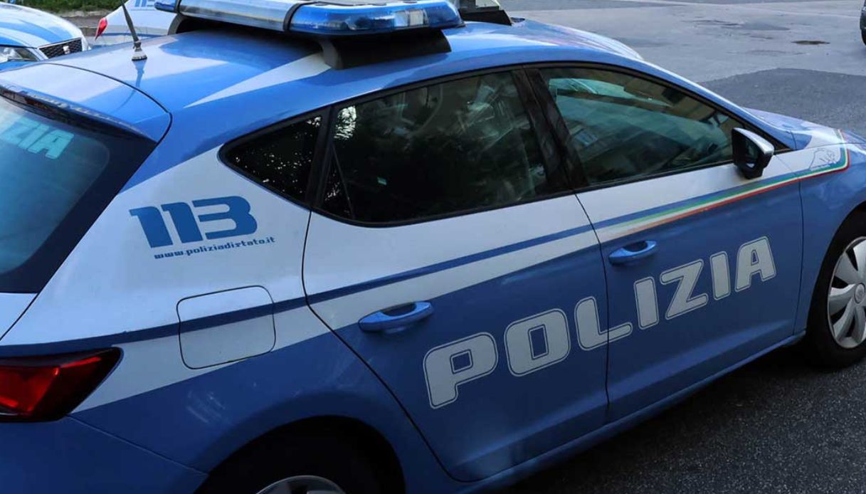 Incidente tra 4 auto della polizia sull Incidente tra 4 auto della polizia sull