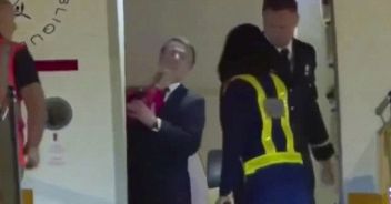 macron-schiaffo-brigitte-video