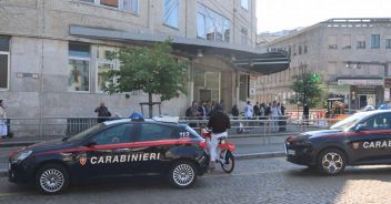 milano-accoltellato