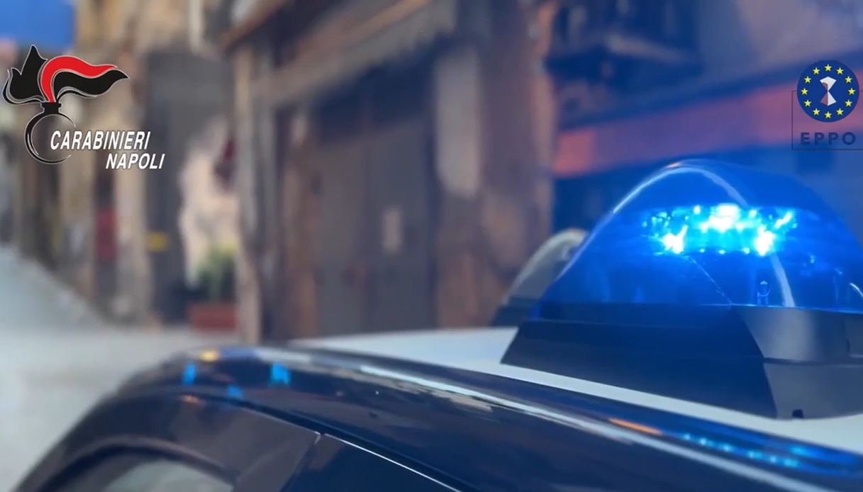 https://wips.plug.it/cips/notizie.virgilio.it/cms/2025/05/napoli-truffa-ue.jpg