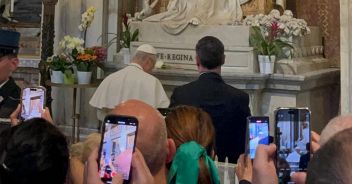 papa-leone-xiv-tomba-francesco