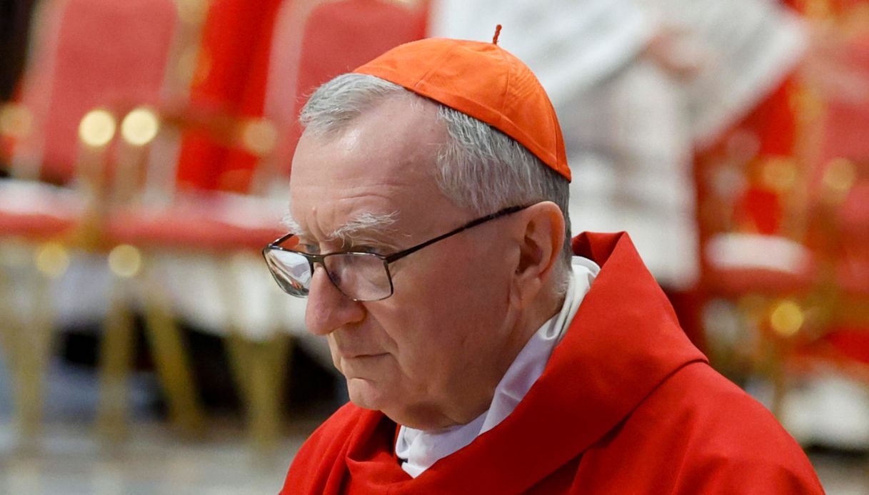 "Entrato Papa e uscito cardinale", il passo indietro di Parolin dopo la conta dei voti "Entrato Papa e uscito cardinale", il passo indietro di Parolin dopo la conta dei voti
