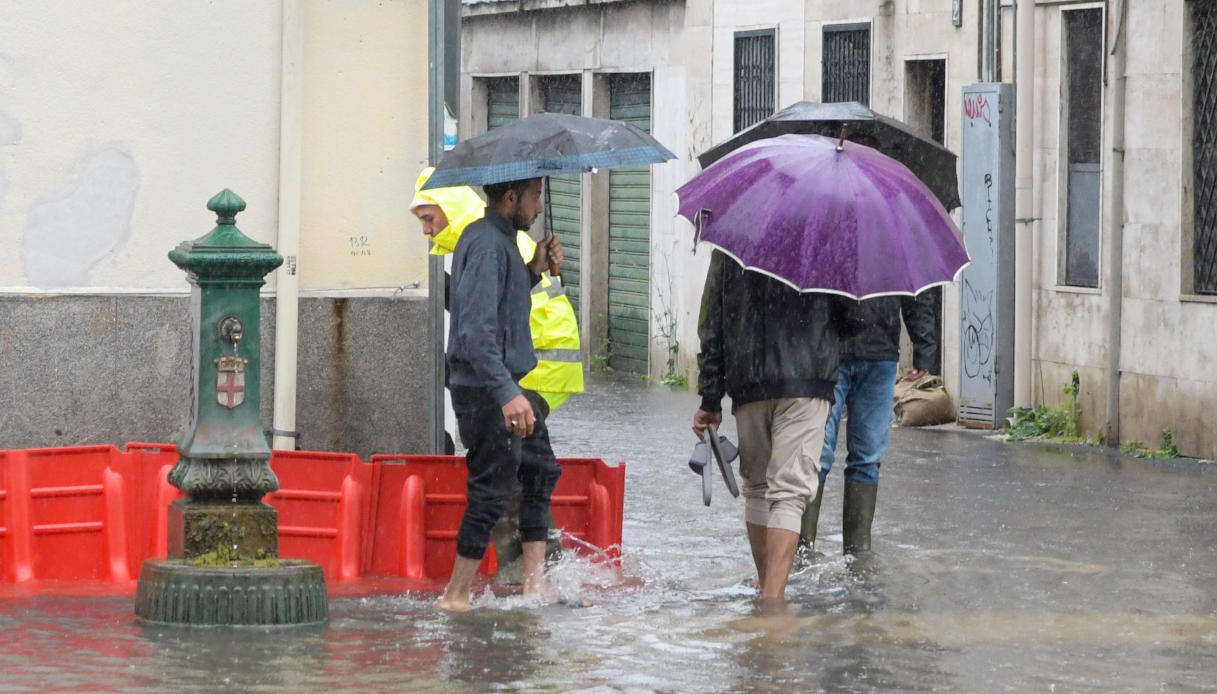 ponte lambro a milano allagato per il maltempo il video del quartiere allagato dopo le forti piogge da Notizie.virgilio.it ponte lambro a milano allagato per il maltempo il video del quartiere allagato dopo le forti piogge