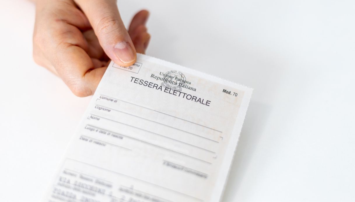 https://wips.plug.it/cips/notizie.virgilio.it/cms/2025/05/referendum-8-9-giugno-voto-fuorisede.jpg