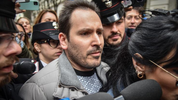 Chi sono Roberto Freddi e Mattia Capra, gli amici di Andrea Sempio  coinvolti nel blitz dei carabinieri