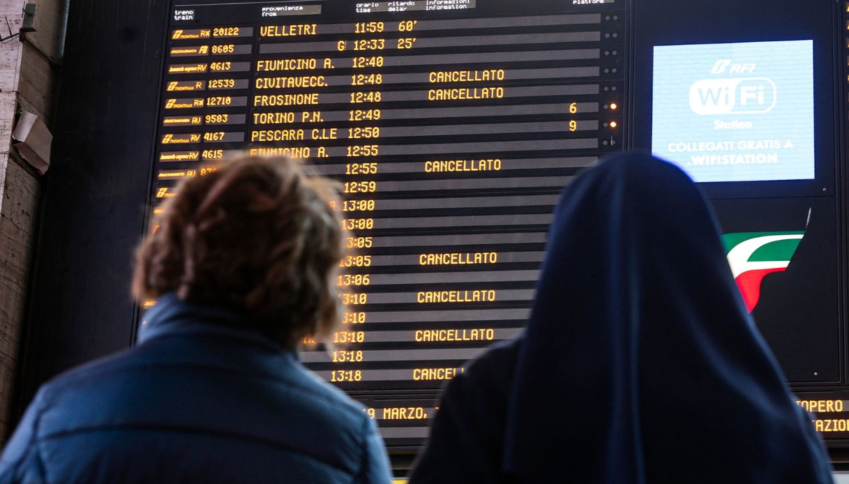 https://wips.plug.it/cips/notizie.virgilio.it/cms/2025/05/sciopero-maggio-treni-aerei.jpg