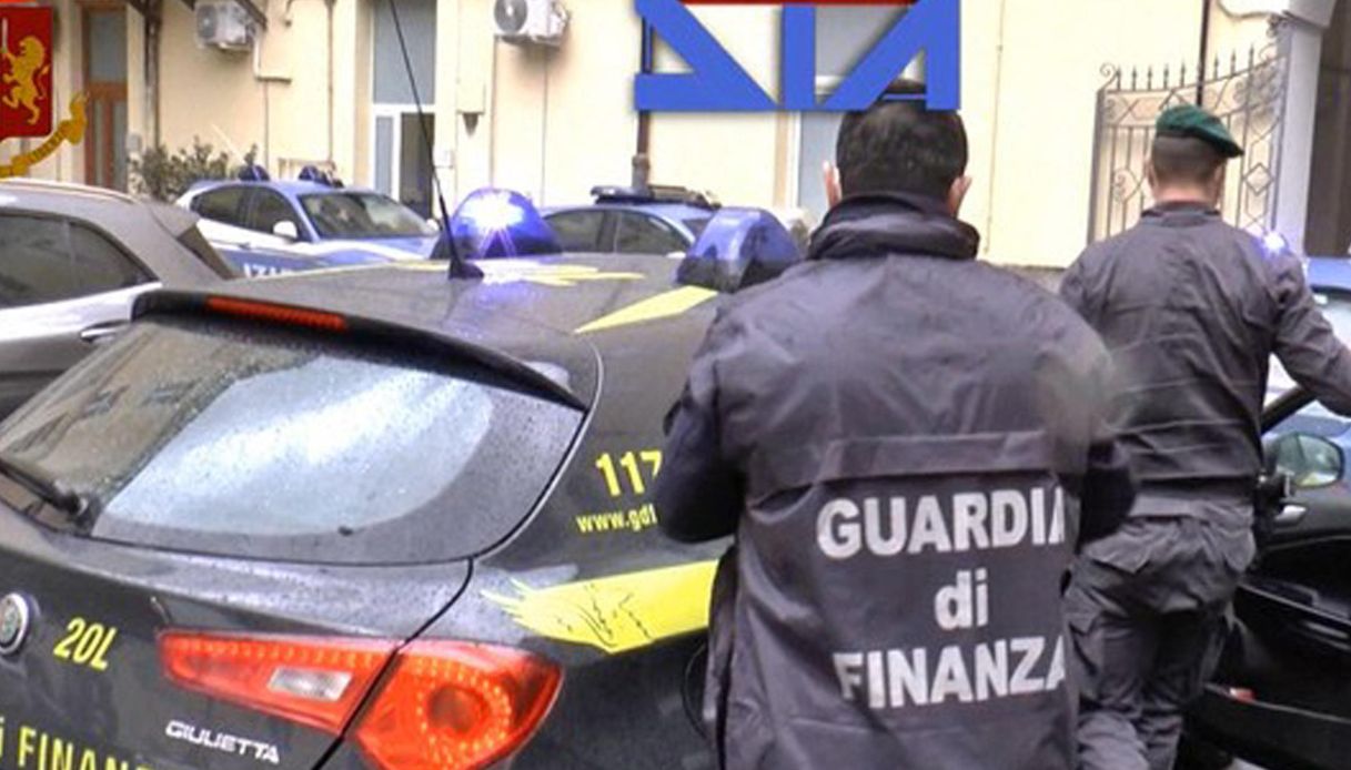 Scommesse illegali dei calciatori da Fagioli a Tonali, 5 arresti della GdF tra gestori e soci di Elysium Scommesse illegali dei calciatori da Fagioli a Tonali, 5 arresti della GdF tra gestori e soci di Elysium