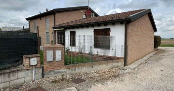 scortichino ferrara pensione