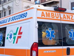 Ascensore precipita a Torre del Greco vicino Napoli, paura per un'intera famiglia salvata dal cavo d'emergenza