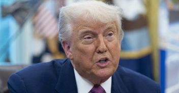 trump-harvard-studenti-stranieri