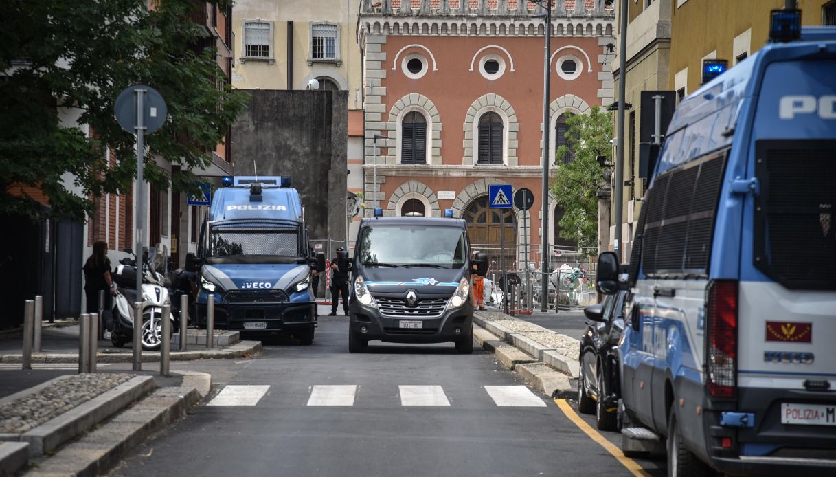 https://wips.plug.it/cips/notizie.virgilio.it/cms/2025/06/allerta-terrorismo.jpg