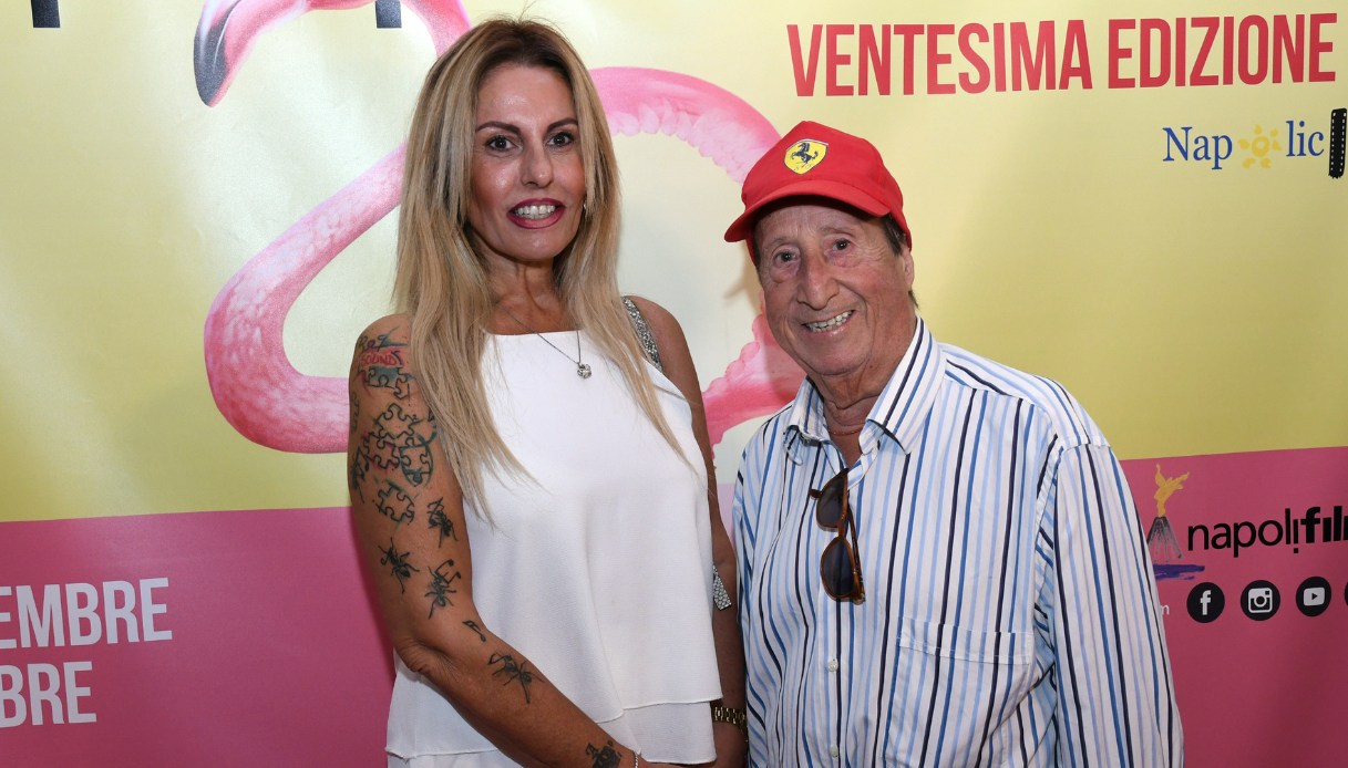 https://wips.plug.it/cips/notizie.virgilio.it/cms/2025/06/alvaro-vitali-stefania-corona-separazione.jpg
