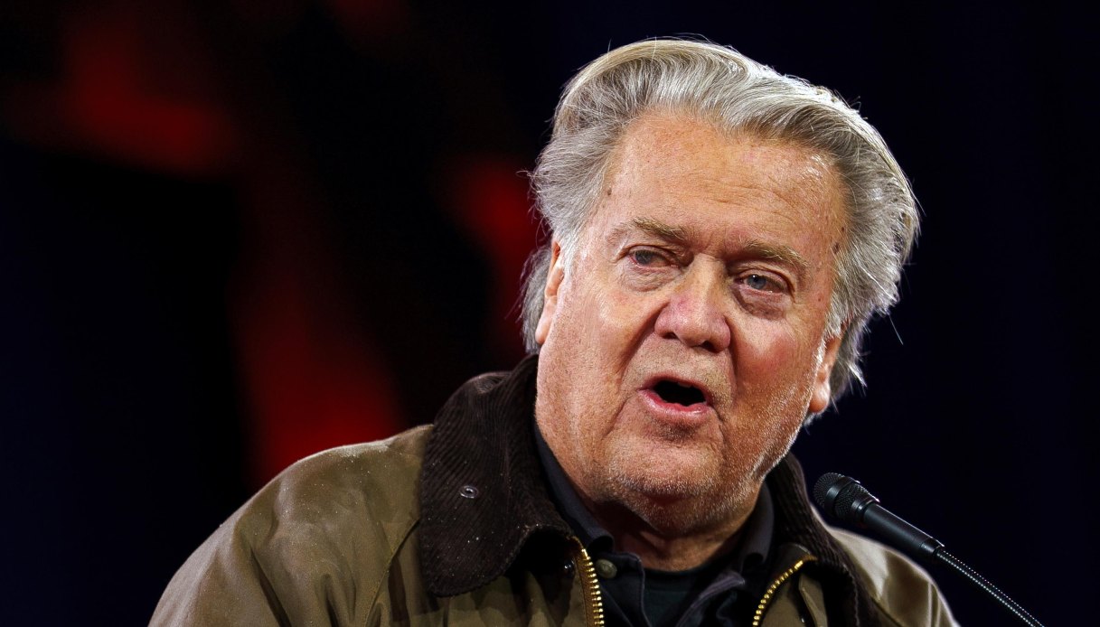 https://wips.plug.it/cips/notizie.virgilio.it/cms/2025/06/bannon-musk.jpg