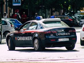 Ipotesi omicidio - suicidio a Rivalta vicino Torino, donna morta in casa e marito trovato nel lago: cosa si sa