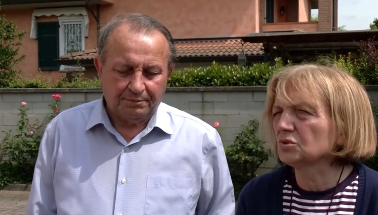 https://wips.plug.it/cips/notizie.virgilio.it/cms/2025/06/chiara-poggi-genitori-le-iene.jpg