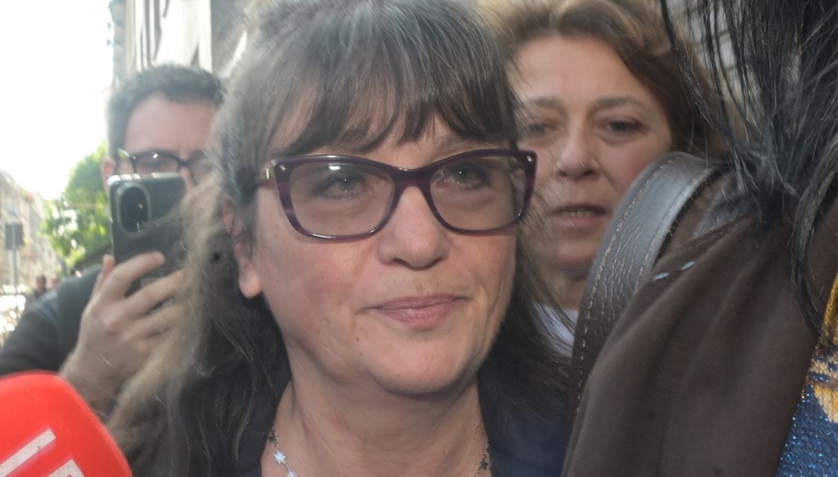 Delitto di Garlasco, la versione del pompiere mette in crisi la madre di Andrea Sempio: cosa non combacia Delitto di Garlasco, la versione del pompiere mette in crisi la madre di Andrea Sempio: cosa non combacia