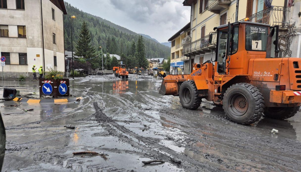 https://wips.plug.it/cips/notizie.virgilio.it/cms/2025/06/frejus-bardonecchia.jpg
