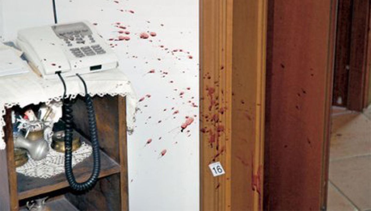 Garlasco, il giallo della macchia di sangue sulla cornetta del telefono: l Garlasco, il giallo della macchia di sangue sulla cornetta del telefono: l