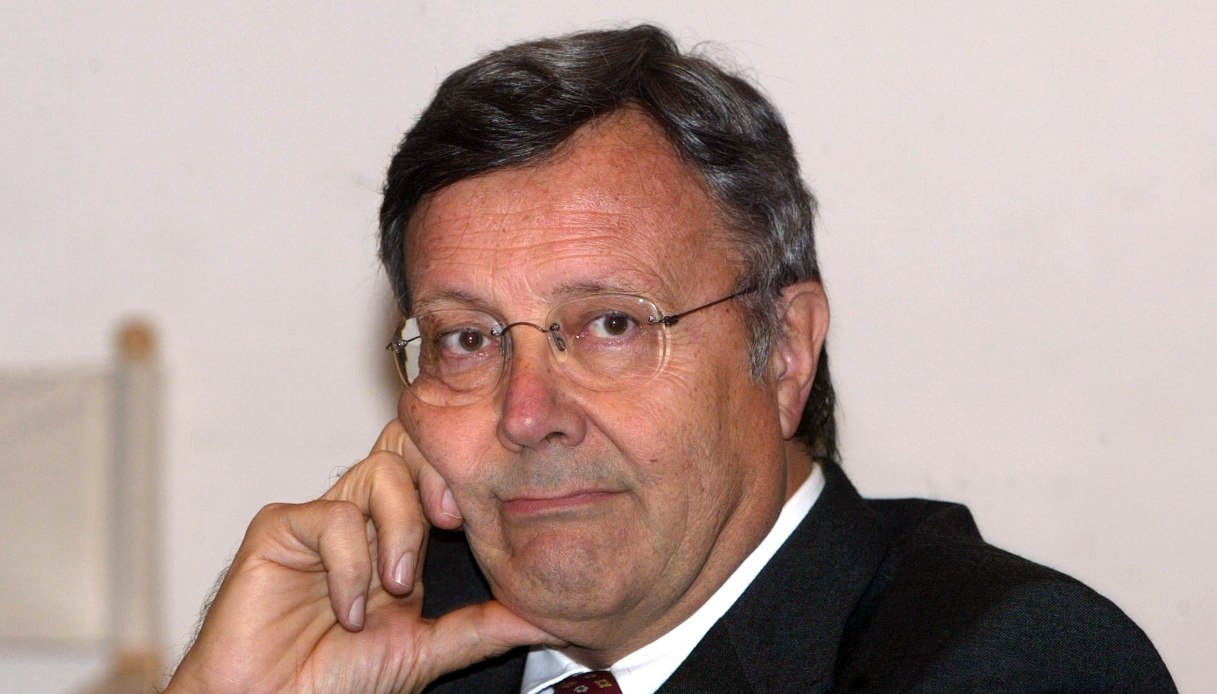 https://wips.plug.it/cips/notizie.virgilio.it/cms/2025/06/giancarlo-santalmassi-morto.jpg