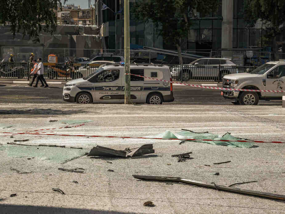 https://wips.plug.it/cips/notizie.virgilio.it/cms/2025/06/israele-guerre-iran-hamas-spese.jpg