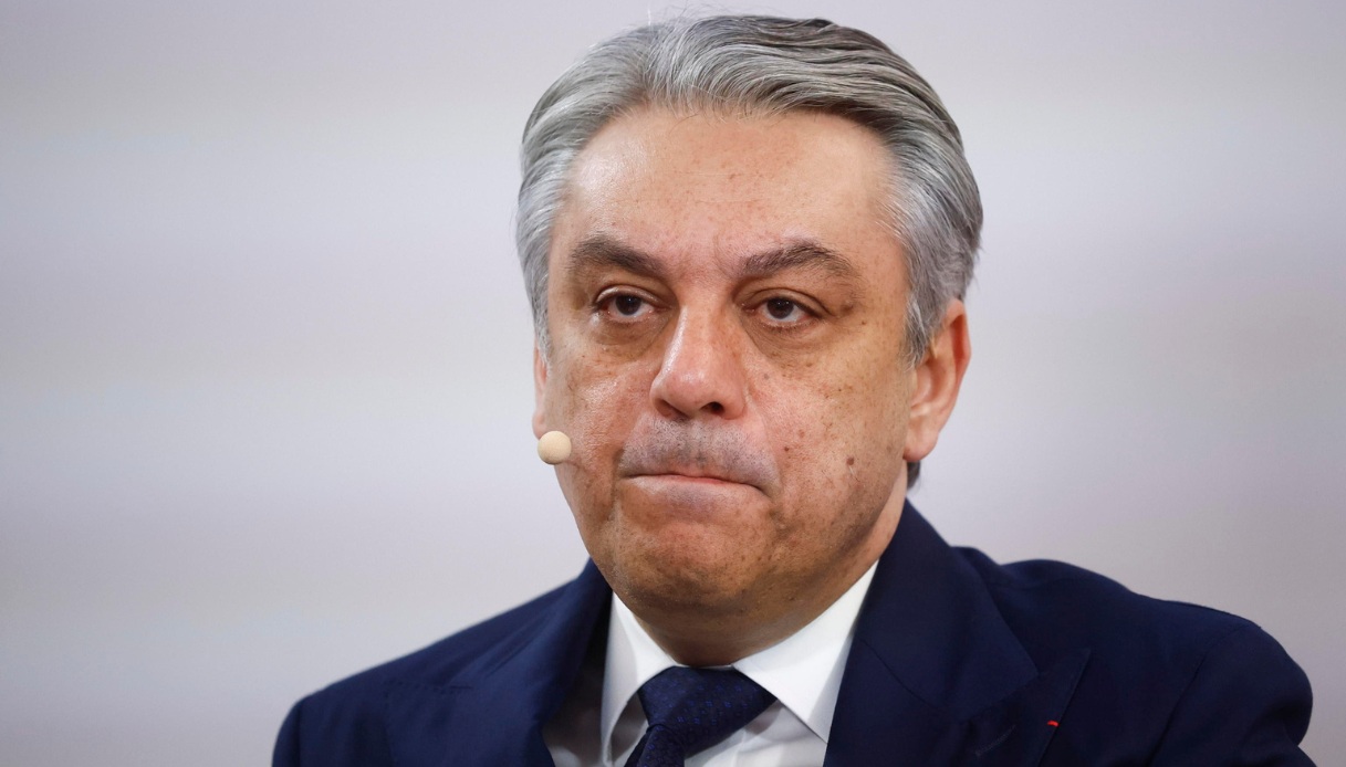 https://wips.plug.it/cips/notizie.virgilio.it/cms/2025/06/luca-de-meo-renault-kering.jpg